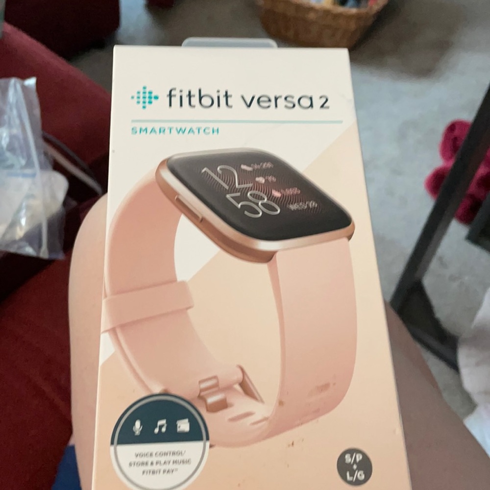 Pink Fitbit versus 2 used great condition